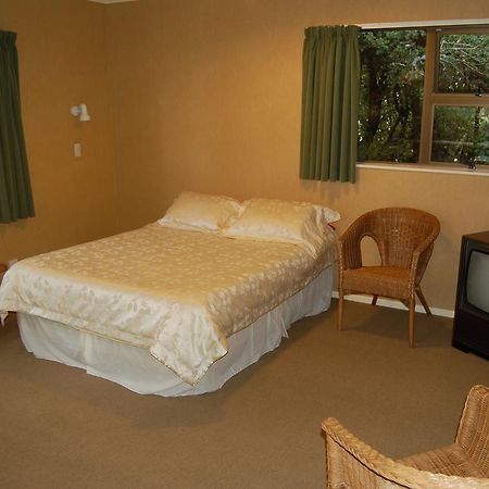 Wheatly Downs Farmstay And Backpackers Hawera Zewnętrze zdjęcie