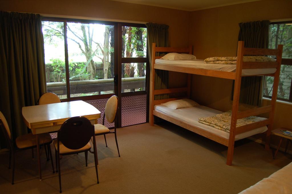Wheatly Downs Farmstay And Backpackers Hawera Zewnętrze zdjęcie